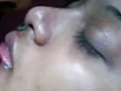 Kat son mom seks Arina kasutas ära oma kasuisa armastuse kõhre.