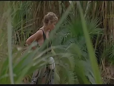 Dekaan painutas üliõpilase üle laua ja kiiresti film sek gratis otchut crack pilu seistes riista.