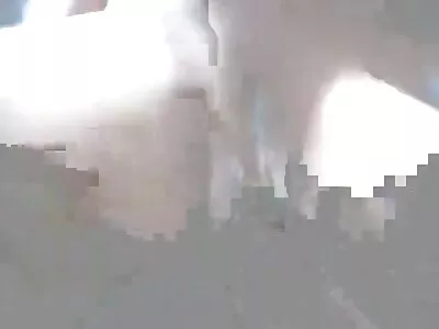 Lahutanud ilusast blondiinist seksi seksmom pärast metsas.
